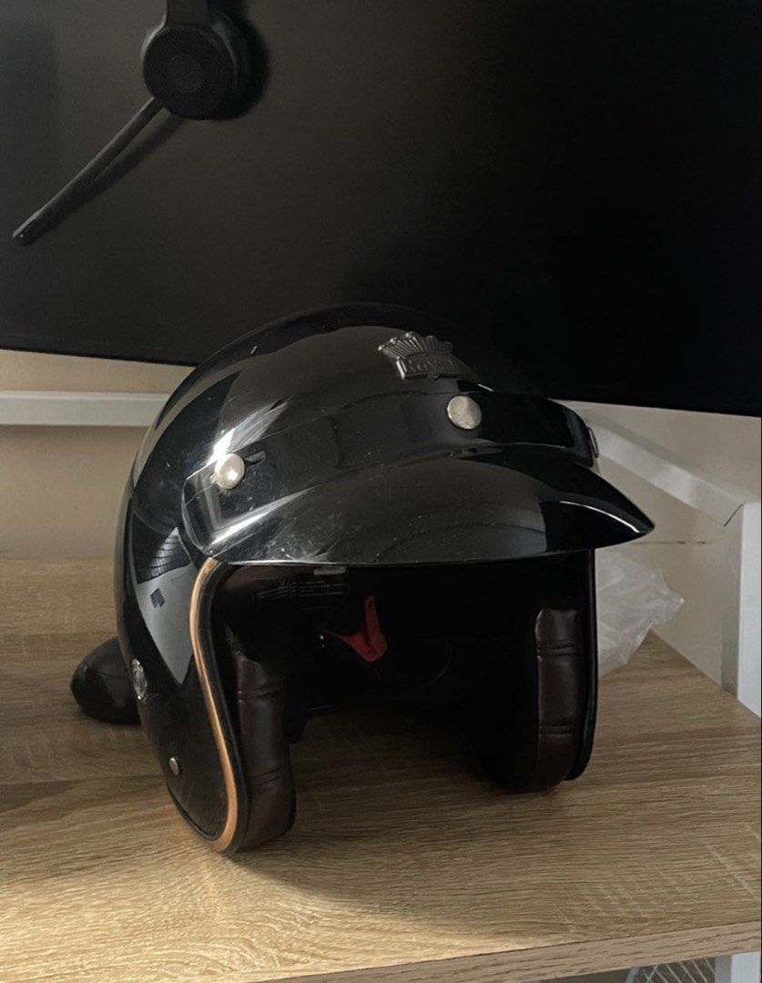 Royal Black Open Face Helmet with Visor and Box (Category: Caps & Hats) located in Caloocan City. Submitted by phoenixmain (Listing ID 1468336857, Image 1). Description: - Brand: Royal - Style: Vintage open face with shiny black finish and brown leather-look trim - Features: Built-in visor and clean interior padding - Safety: DOT certified with secure D-ring strap closure - Inclusion: Comes with original branded cardboard box - Condition: Great f