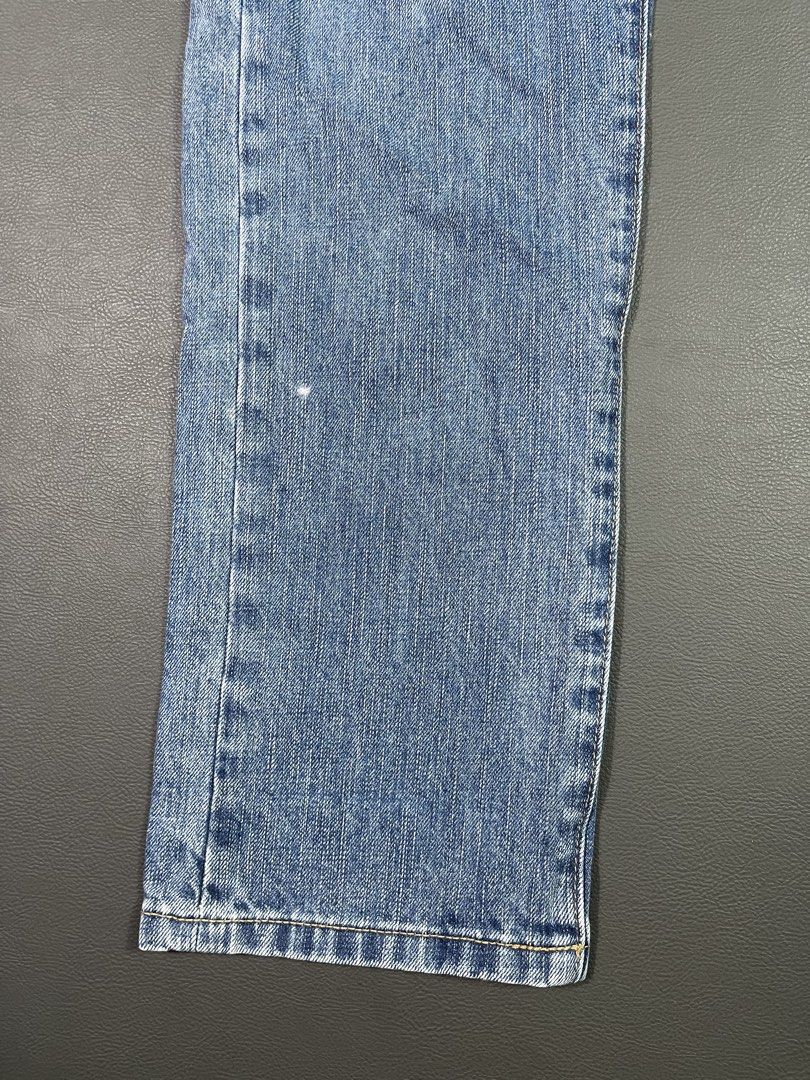 RRL Ralph Lauren Denim Jeans (Category: Jeans) located in Caloocan City. Submitted by dapreluv (Listing ID 1468461327, Image 3). Description: Double RL Jeans Width: 33” Front Rise: 11.5” Thigh: 12” Knee: 9” Inseam: 31” Leg opening: 7.5” Length: 41”.