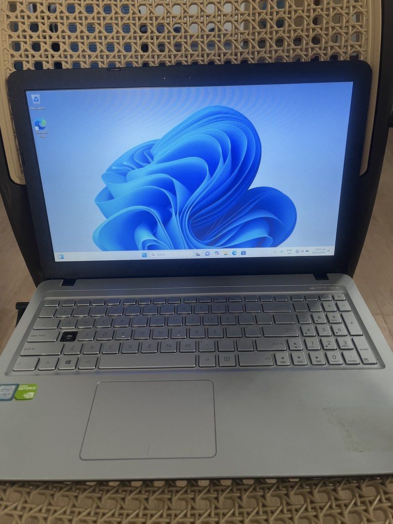 RUSH SALE!! 7500 only (Category: Laptops & Notebooks) located in Taguig. Submitted by cetytina (Listing ID 1468297261, Image 3). Description: RUSH SALE!! 7500 only 💻 FOR SALE: ASUS VIVOBOOK 15 X540UBR ✨ Budget-friendly laptop for students, work, and everyday use! 📌 SPECIFICATIONS: * Brand: ASUS VivoBook 15 * Model: X540UBR * Screen Size: 15.6 inches * Processor: Intel Core i5-8250U (8th Gen) * RAM: 4GB * System: 64-bit Windows 💕 LADY-OWNED | S