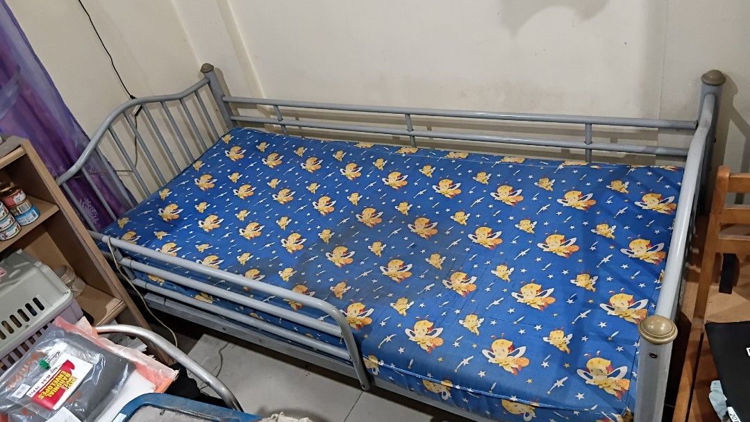 (Rush Selling) Bed Frame and Mattress Set (Single Bed) (Category: Bed Frames & Mattresses) located in Antipolo. Submitted by imperial_trader (Listing ID 1468358438, Image 2). Description: *NEGOTIABLE/OPEN TO OFFERS as well - offers will be considered until a deal is made (items are delivered to the buyer and payment is made) - auto accept price: Php 1,950 - bed frame and mattress (single bed) - will disassemble bed frame after confirmation of ord