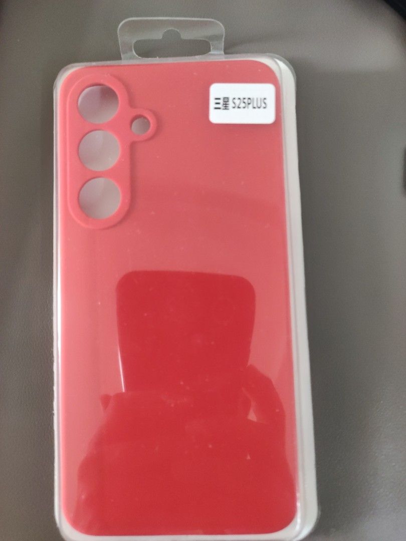 S25 Plus case (Category: Cases & Covers) located in Kuala Lumpur. Submitted by arshuk007 (Listing ID 1468309636, Image 1). Description: Purchased wrong item. so selling it. .