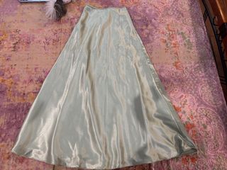 (Category: ) located in . Submitted by shopmik4scloset (Listing ID 1468353136, Image 1). Description: .