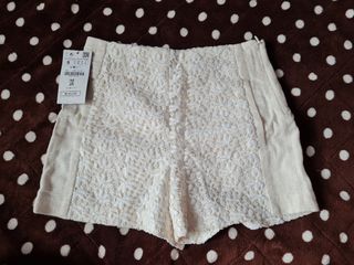 (Category: ) located in . Submitted by k_style_co_preloved (Listing ID 1468337273, Image 1). Description: .
