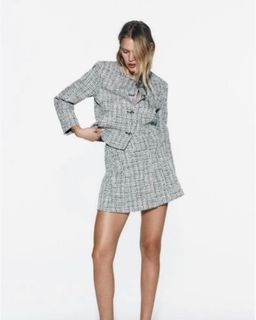 (Category: ) located in . Submitted by k_style_co_preloved (Listing ID 1468303868, Image 1). Description: .