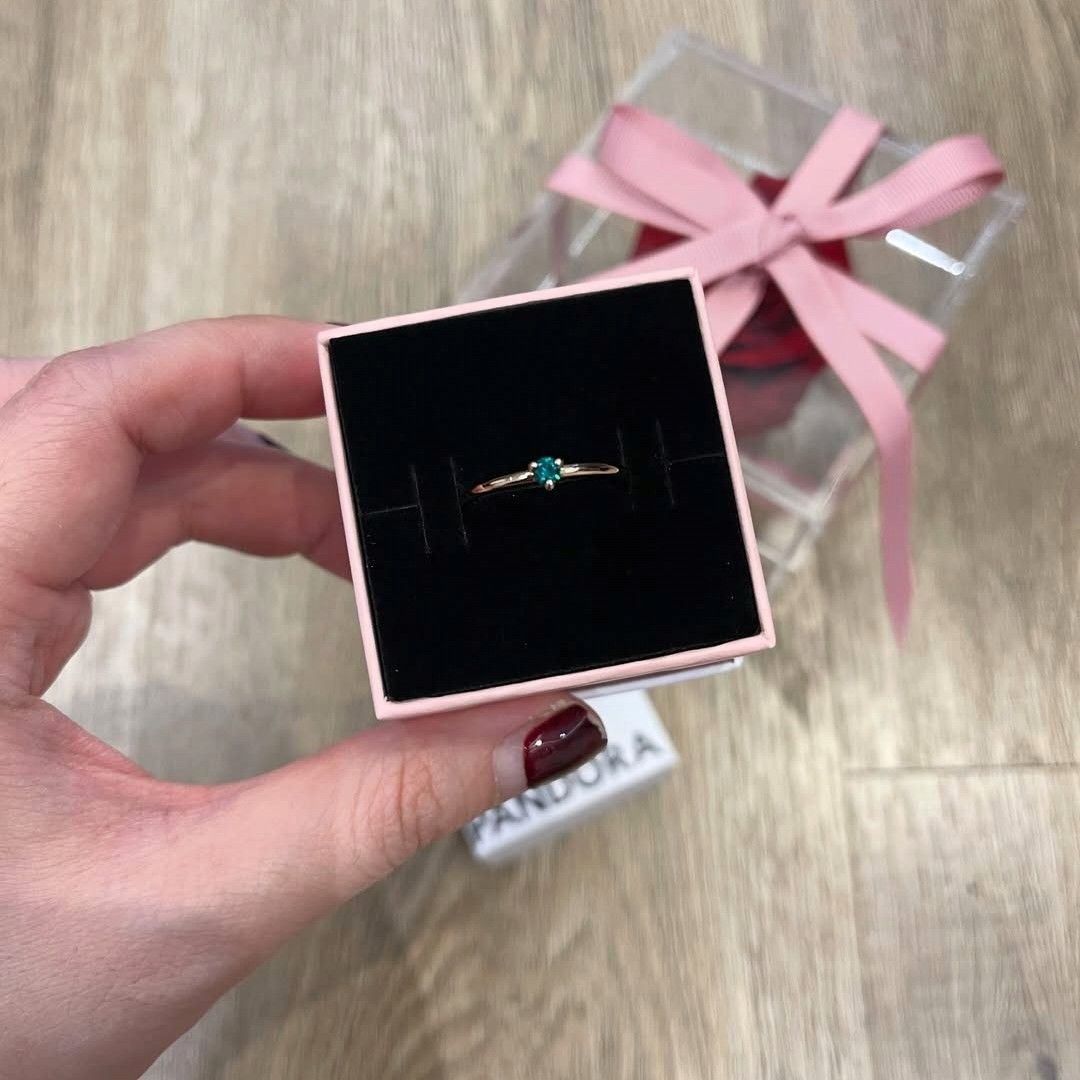 SALE❗Pandora Green Solitaire Ring (Category: Rings) located in Manila. Submitted by badaloves_u (Listing ID 1468301633, Image 2). Description: - 💯 Authentic Pandora with Authenticity ALE marks - FREE Box and Paper bag 🛍️ - ✨ FREE Cleaning to any Pandora Store 🛵 LALAMOVE courier for same day delivery 🚚 J&T provincial courier.