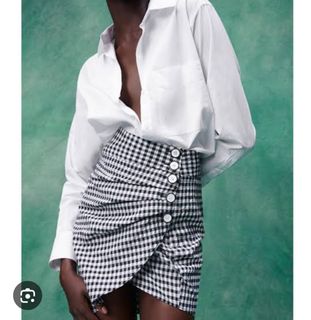 (Category: ) located in . Submitted by k_style_co_preloved (Listing ID 1468351261, Image 1). Description: .