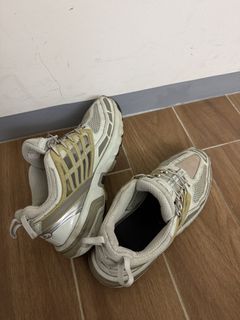 由 kashsbsb (刊登 ID 1468391922，圖片 1) 提交，位於 的 (類別：)，說明：。