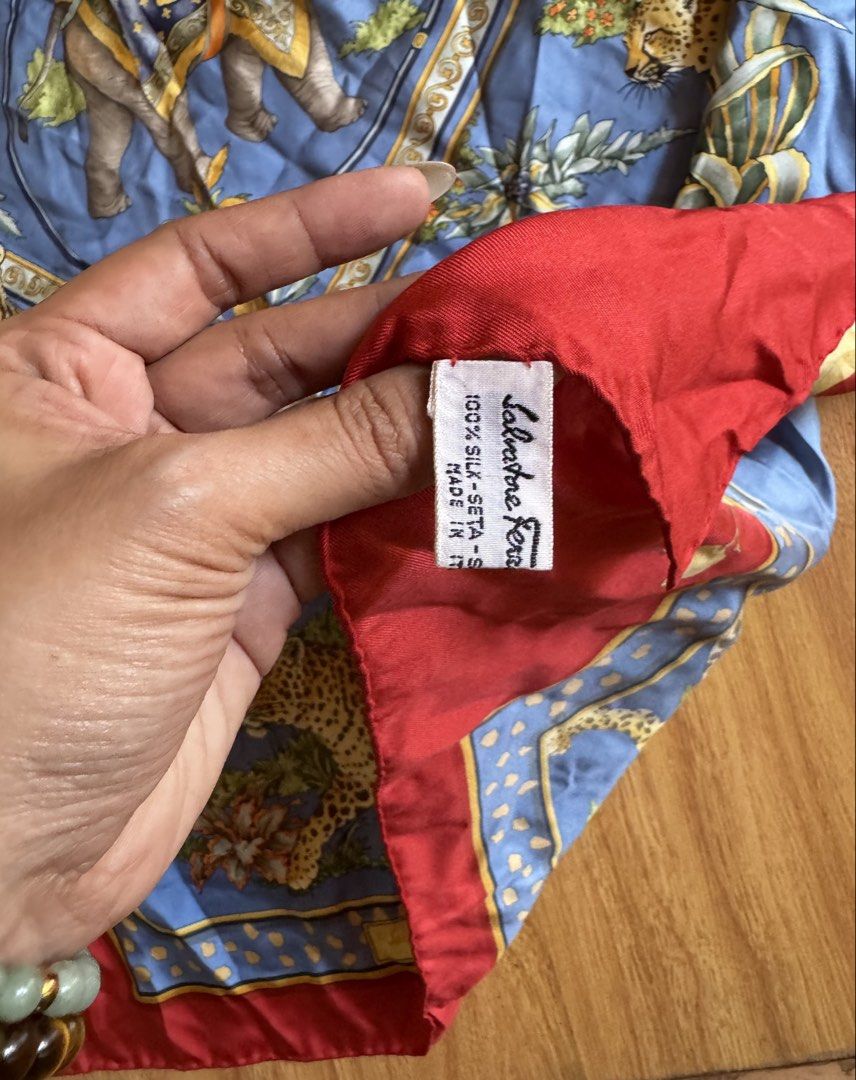 Salvatore Ferragamo (Category: Scarves) located in Las Pinas. Submitted by kwenbeh (Listing ID 1468322389, Image 2). Description: .