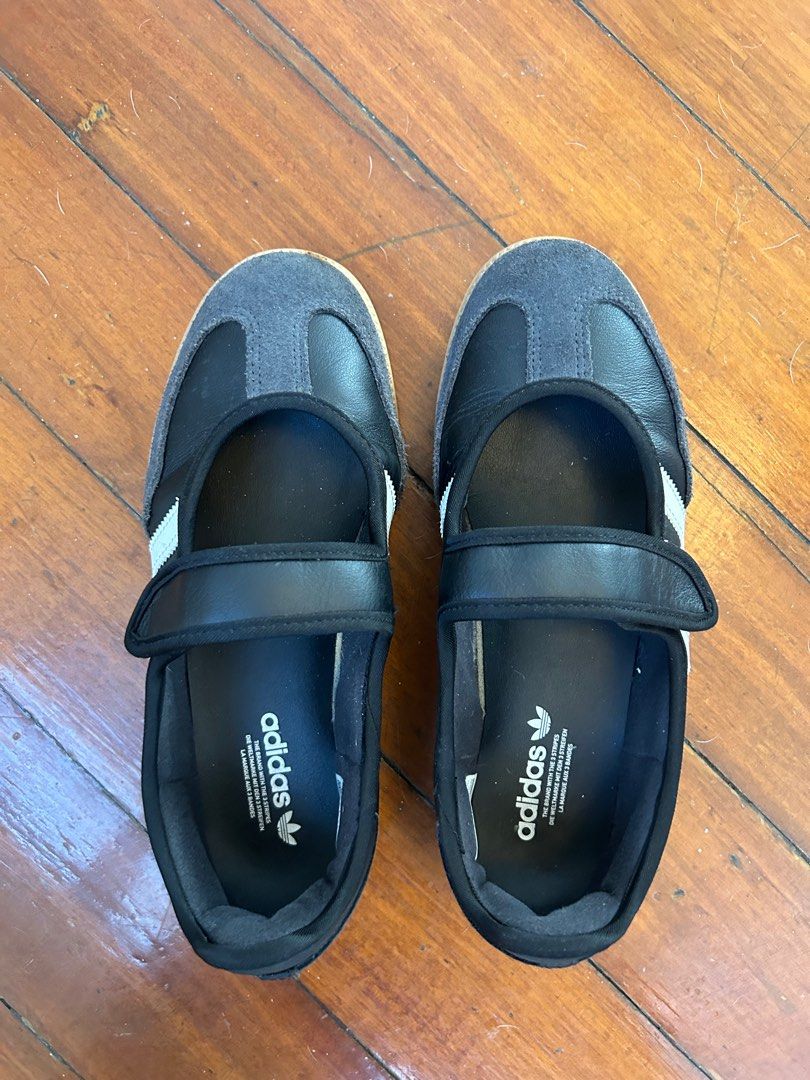 Samba Mary Janes (Category: Sneakers) located in Quezon City. Submitted by patvluspo (Listing ID 1468347868, Image 1). Description: .