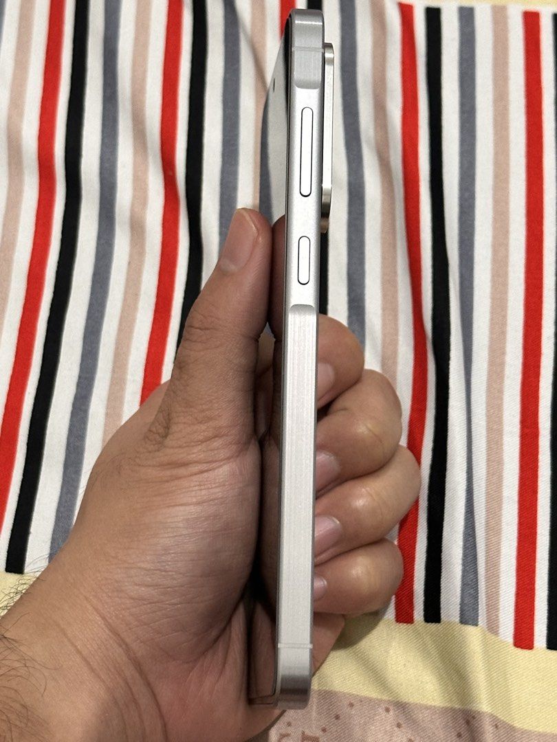 Samsung A56 (Category: Samsung) located in Tarlac. Submitted by john_lansangan (Listing ID 1468433254, Image 3). Description: 📱 FOR SALE: SAMSUNG GALAXY A56 5G ✨ 8GB RAM + 256GB ROM (AWESOME WHITE) 💰 PRICE: ₱13,000 — SLIGHTLY NEGOTIABLE Looking for a stylish phone with a smooth display, great cameras, and reliable performance? Get this Samsung Galaxy A56 5G at an affordable second-hand price! 🔥 KEY SPECIFICATIONS * 📱 Display: 6.7-inch FHD+ Su