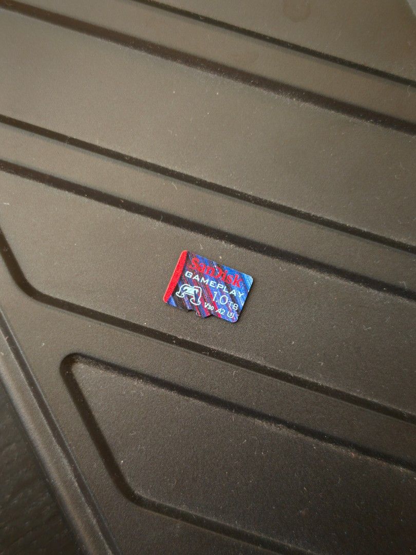 SanDisk Gameplay 1TB Memory Card (Category: Memory & SD Cards) located in San Fernando. Submitted by ronbelleza (Listing ID 1468290595, Image 1). Description: good as new.