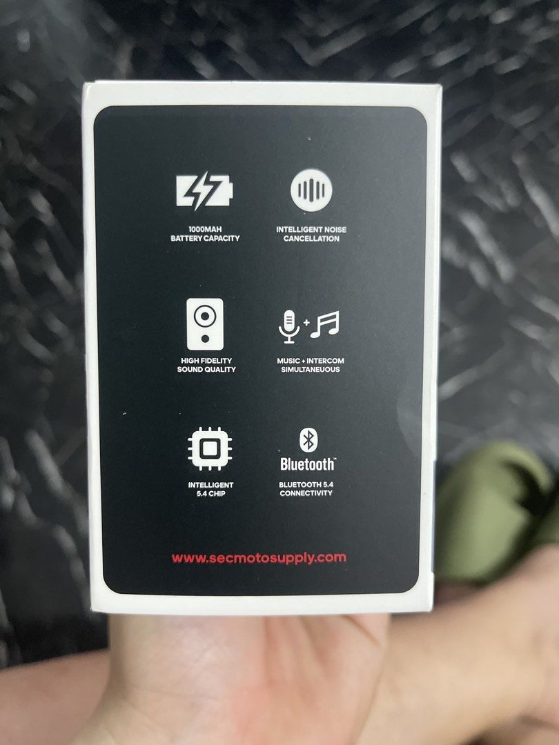 SEC A6 Series Intercom (Category: Other Gadgets) located in General Trias. Submitted by vb_824 (Listing ID 1468415664, Image 2). Description: With voice command Once beses lang nagamit, As in! RFS: biglang pumasok ang biyaya ng langit.