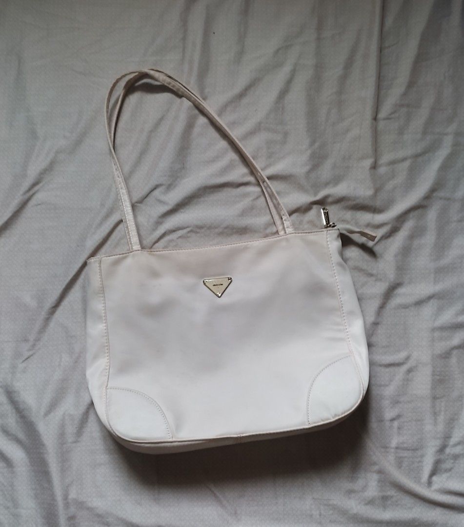 SECOSANA SHOULDER BAG (Category: Shoulder Bags) located in Baguio. Submitted by bellscoollections (Listing ID 1468435181, Image 1). Description: SECOSANA SHOULDER BAG NYLON MATERIAL MEDIUM SIZE (SPACIOUS) BEIGE ACTUAL COLOR EXCELLENT CONDITION (10/10) DM FOR FASTER TRANSACTIONS OPEN FOR SHIPPING VIA J&T (payment first +sf) MOP: GCASH.