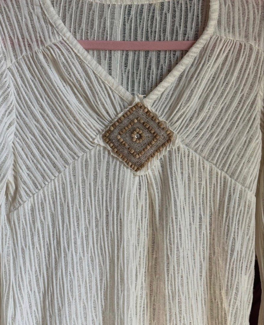 See-through boho blouse (Category: Blouses) located in Lapu Lapu. Submitted by bzzzzarah (Listing ID 1468476638, Image 2). Description: Boho Chic style top with a few issues..