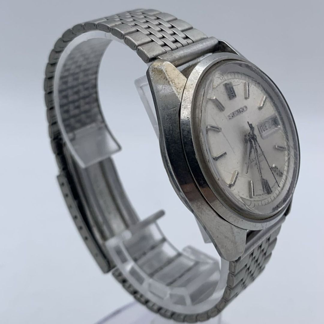 SEIKO Bell-Matic 4006-7010 Automatic Watch (Category: Men's Watches) located in Caloocan City. Submitted by letao_shopping_ph (Listing ID 1468305540, Image 3). Description: [Product Name] SEIKO Bell-Matic 4006-7010 Automatic Watch, Functional, 27 Jewels [Condition] Functional Shows some signs of wear, including scuffs, scratches, and dirt. As this is a pre-owned item, there are signs of use such as scuffs, scratches, and dirt. Please refer to the