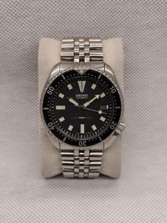 (Category: ) located in . Submitted by timepiece-and-co (Listing ID 1468395531, Image 1). Description: .