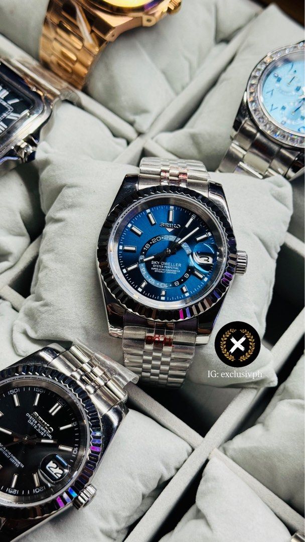 SEIKO MOD SKY-DWELLER BRIGHT BLUE DIAL💙🩶 (Category: Men's Watches) located in Caloocan City. Submitted by lordjeff (Listing ID 1468416886, Image 2). Description: STEAL PRICE‼️ FOR SALE BRANDNEW SEIKO MOD SKY-DWELLER BRIGHT BLUE DIAL💙🩶 * Solid Stainless Case Diameter (40mm) * Case Thickness 13.5mm * NH35 Automatic Movement * Stainless Jubilee Bracelet * Sapphire Crystal Glass with date magnifier *Fluted Bezel Inclusions: Box & Paper Bag FB: Lo