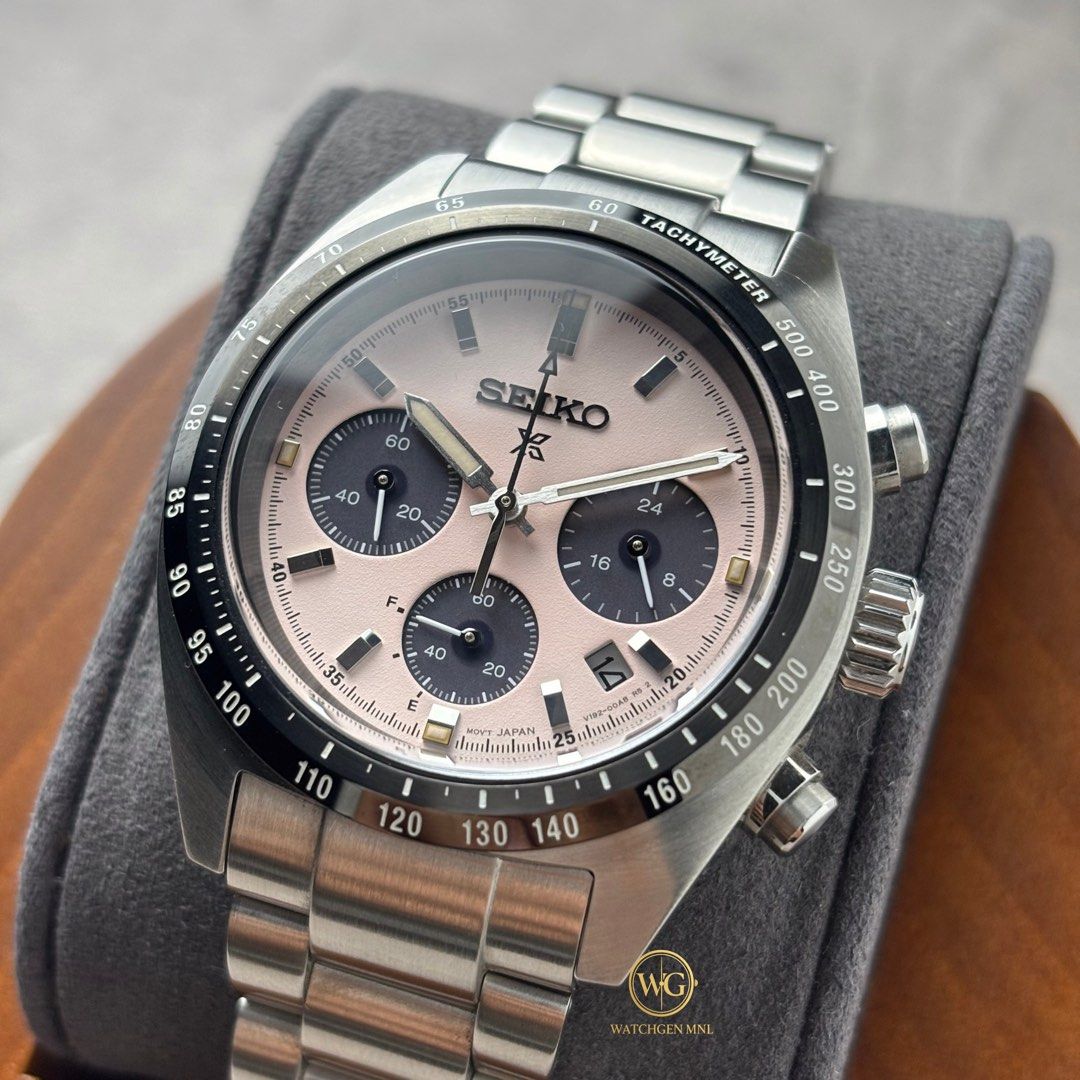 Seiko Prospex SSC963 SSC963P1 Pink Panda (Category: Men's Watches) located in Manila. Submitted by drhanlie (Listing ID 1468441639, Image 2). Description: Seiko Prospex SSC963 | SSC963P1 ⌚️ Salmon Pink Panda – Speedtimer Youngtimer FOR ONLY ₱26,990 ✅ SRP: ₱44,560 Specs: Movement: V192 Solar Chronograph Crystal: Curved Sapphire Crystal with anti-reflective coating on inner surface Case Size: 39mm Thickness: 13.3mm Lug-to-lug: 45.5mm Case Material: