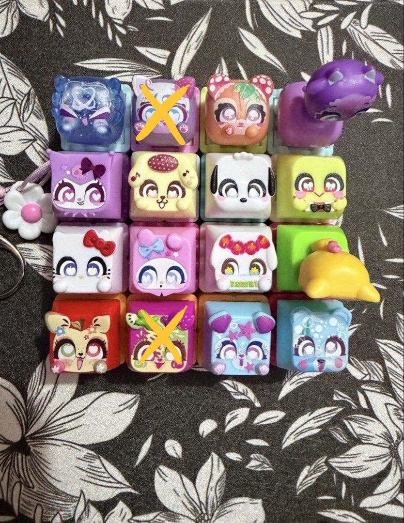 [SET] Clickeez Series 2-3, Sanrio Lightup (Category: Designer & Blind Box Toys) located in Guiguinto. Submitted by octowbr (Listing ID 1462970274, Image 1). Description: all complete with chains ! SELLING AS SET ONLY. - series 3 legendary and mushroom eared fox have been glued to their base, all are bnew and can be interchanged. .