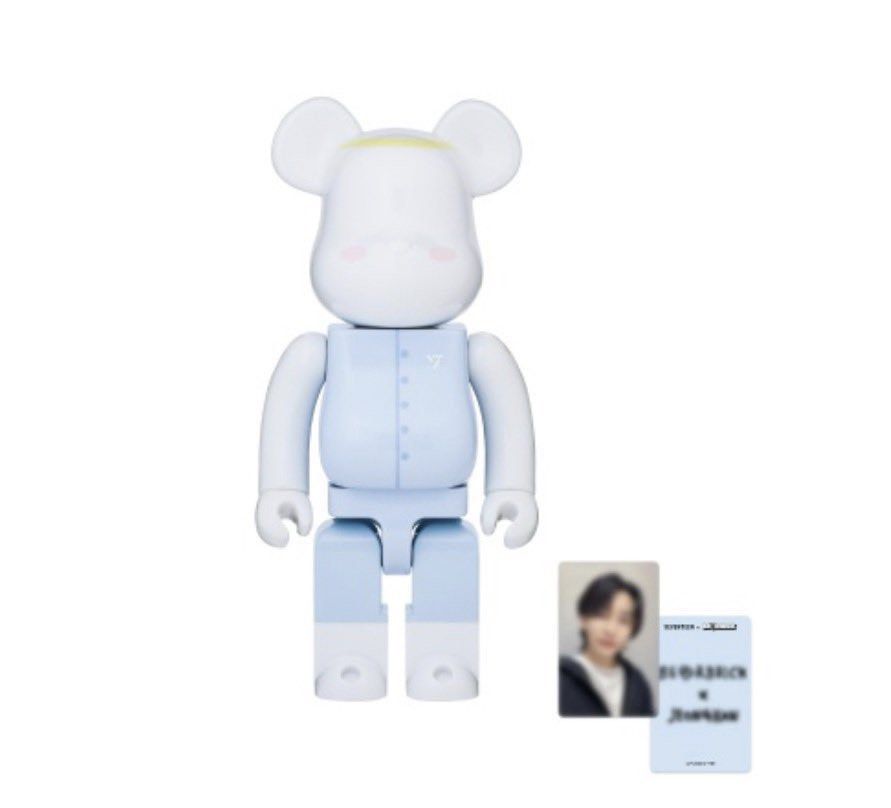 SEVENTEEN Be@rbrick 400% Jeonghan (Category: Figurines & Statues) located in Manila. Submitted by haniwajjongie (Listing ID 1468347701, Image 1). Description: wts lfb seventeen be@rbrick 400% jeonghan jh ₱10,550 - sealed, never opened since arrival - with pc & message card - onhand rfs: extra.