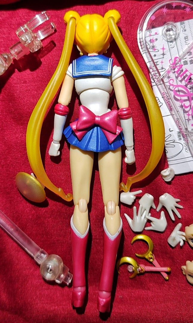 Authentic SH Figuarts Sailor Moon (Category: Figurines & Statues) located in Dasmarinas. Submitted by samutsaring (Listing ID 1468277615, Image 2). Description: As Is Authentic from Bandai what you see is what you get! No Joint Issues❤️ Tight Joints❤️ with accessories ❤️ 2 Moon Sticks one with crystal (Scepter) hand with moon tiara action round gold Luna Cat Missing no box Mode of shipping Flashexpress.