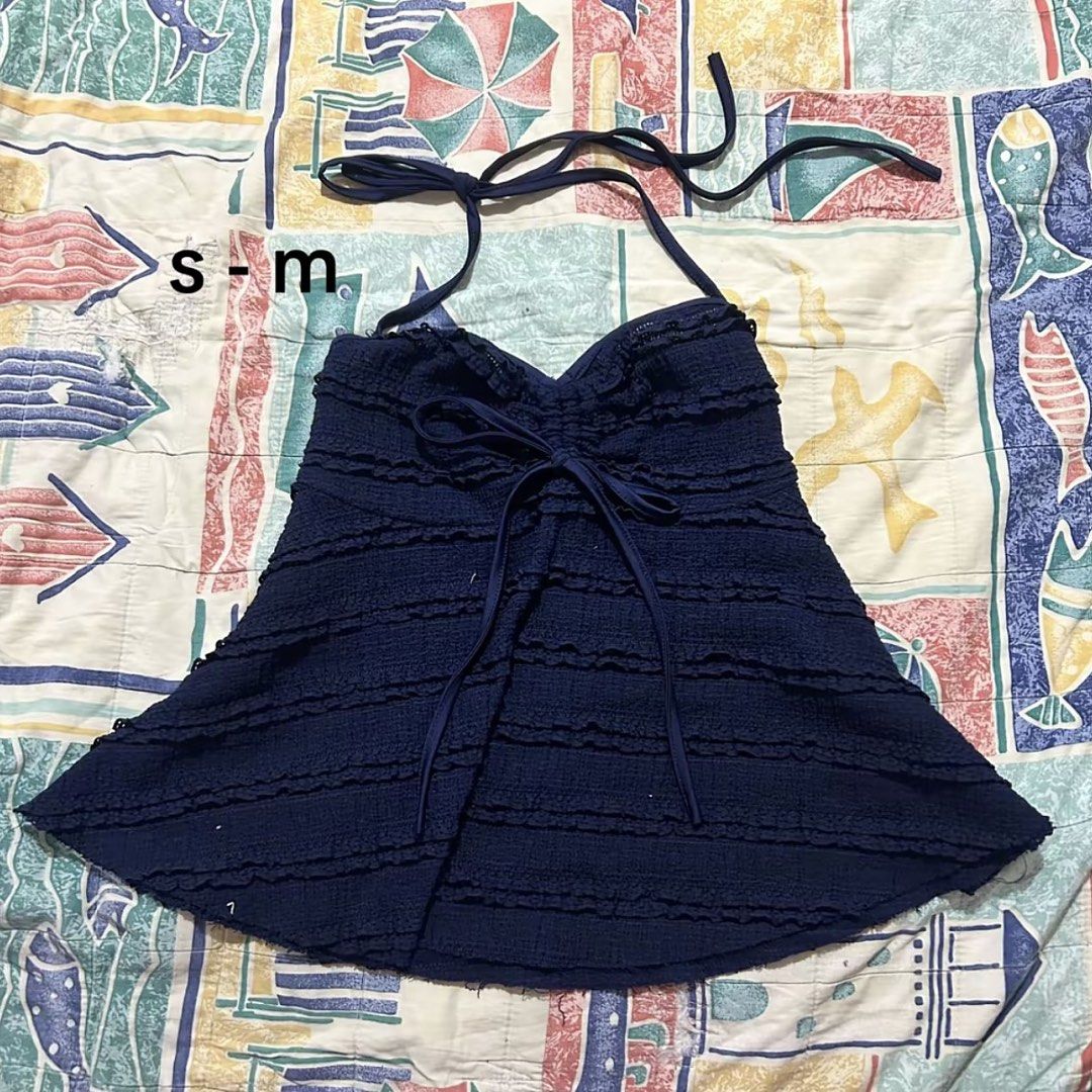 SHEIN Blue Halter Top (Category: Others Tops) located in Pinamalayan. Submitted by _dragonfly (Listing ID 1468457364, Image 1). Description: .