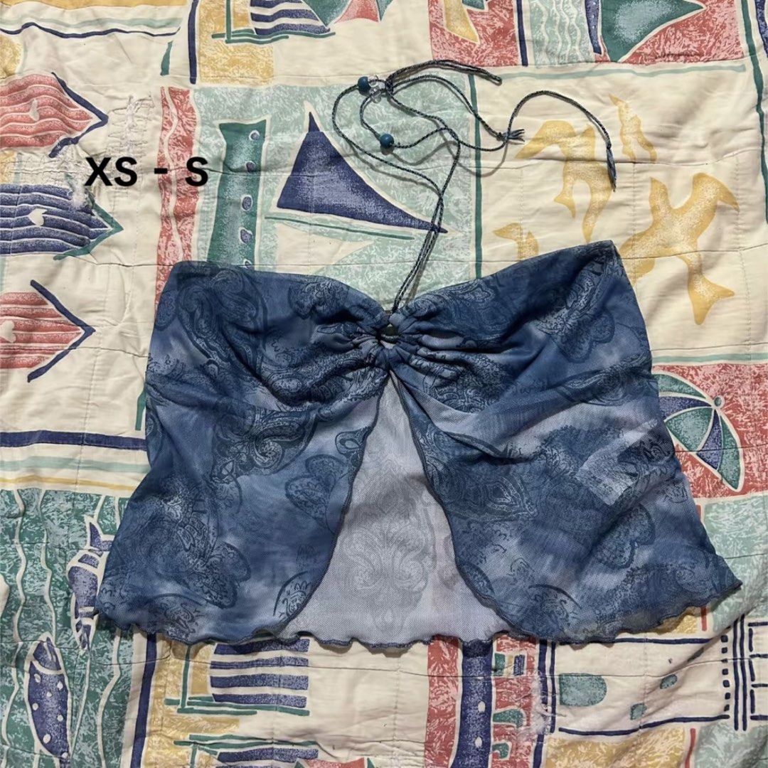 SHEIN Blue Summer Top Halter Bead (Category: Blouses) located in Pinamalayan. Submitted by _dragonfly (Listing ID 1468457016, Image 1). Description: 🪡 size XS - S.