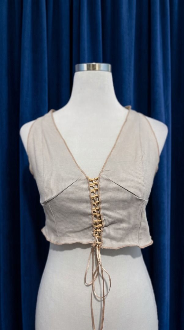 Shein Lace up Tops (Category: Others Tops) located in Las Pinas. Submitted by elnictomasco (Listing ID 1468375400, Image 2). Description: Shein Lace up Tops Pick up or Shipping: LBC | J&T | Lalamove 📍Las Pinas City, Metro Manila.