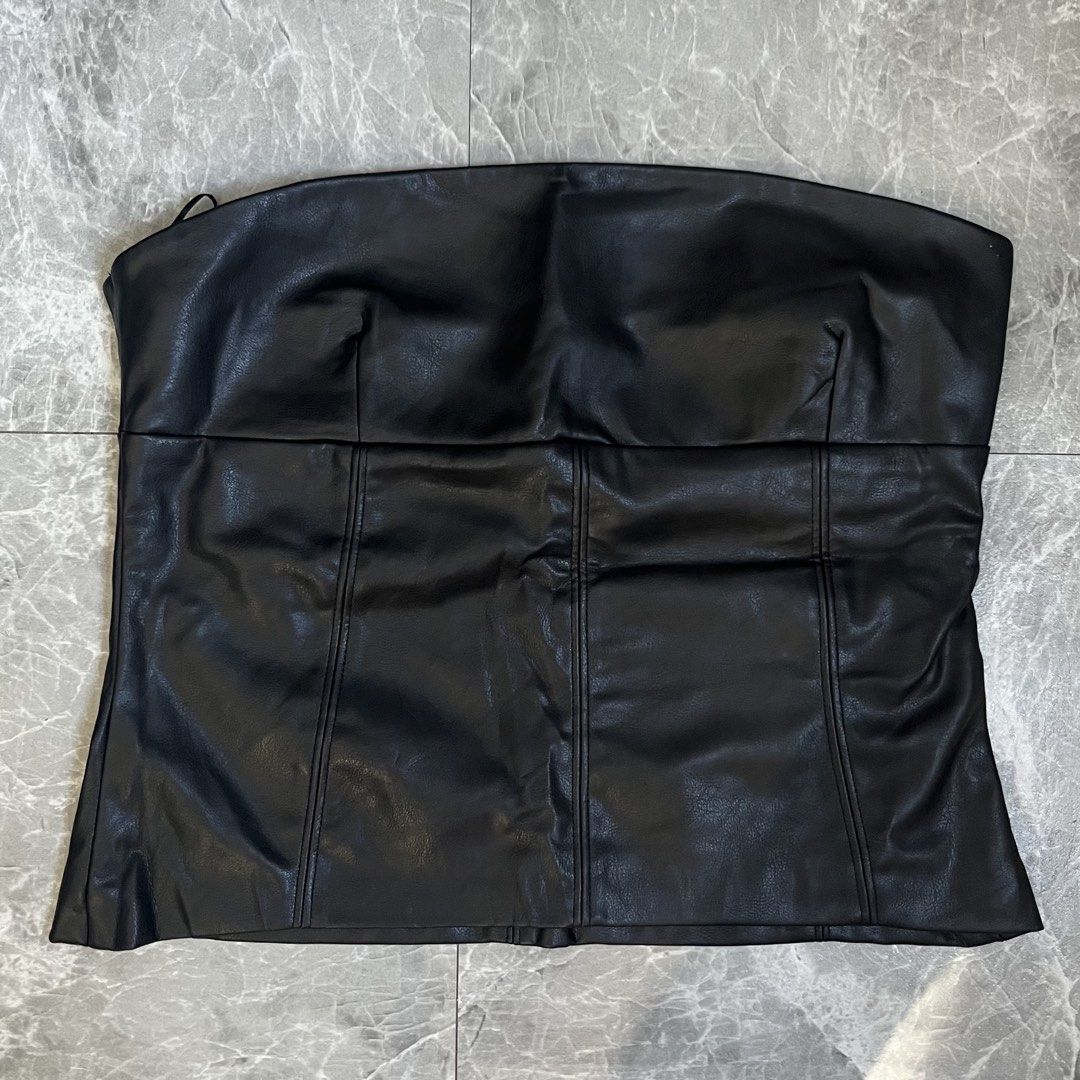 Shein Leather Tube Top (Category: Others Tops) located in Manila. Submitted by colette.closette (Listing ID 1468339536, Image 1). Description: Leather Tube Top — medium mop: gcash mod: flash express / lalamove / meet up — around nearby area only! 📍Hagonoy, Bulacan.