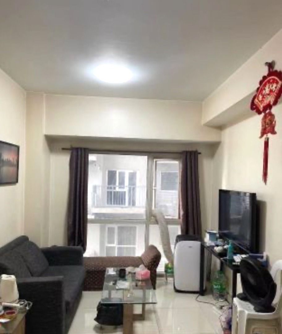 Signa Designer Residences 1BR for RENT (Category: Apartments & Condos) located in Makati City. Submitted by lemontreerealestateinc. (Listing ID 1468326932, Image 2). Description: FOR RENT Signa Designer Residences Salcedo Village, Makati City Furnished 1-bedroom condominium unit for rent at Signa Designer Residences with a 42 sqm floor area. This Furnished condo in Salcedo Village offers a comfortable and convenient lifestyle in a prime location 