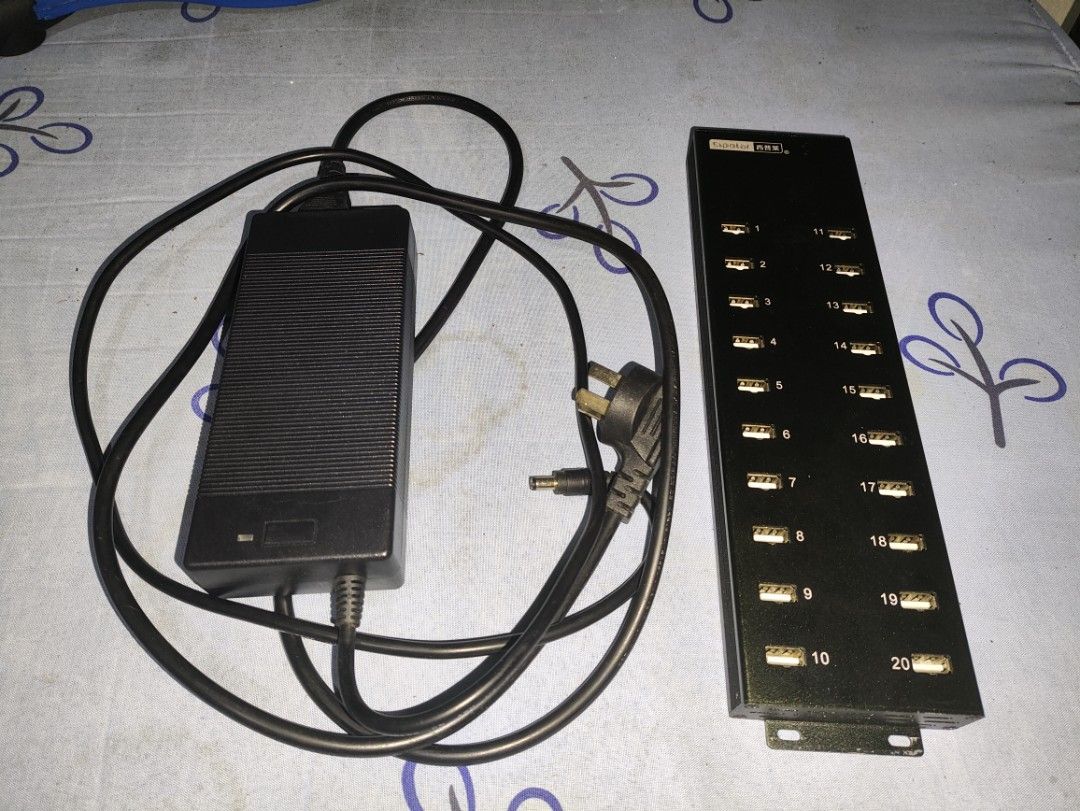 Sipolar 20-Port USB Hub with Power Adapter (Category: Cables & Adaptors) located in Manila. Submitted by chisian (Listing ID 1468349610, Image 2). Description: Sipolar 20-Port Powered USB 2.0 Hub (Model A-805P / A-805), designed for industrial data transfer, bulk device flashing/refurbishing, and phone farming. Power Supply Included: The dedicated external power adapter (12V/10A) All 20 ports are working perfectly fine Antipolo Location Can do la