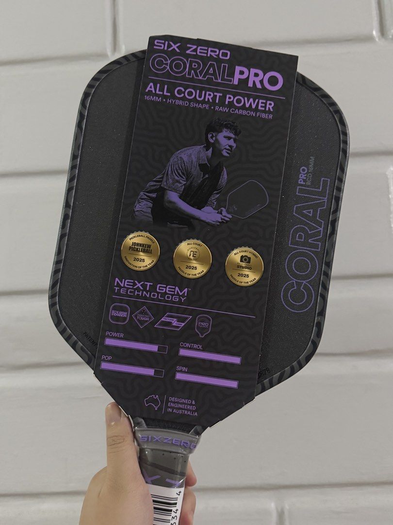 Six Zero Coral Pro Hybrid (Category: Racket and Ball Sports) located in Manila. Submitted by chantalily23 (Listing ID 1468441647, Image 1). Description: Brand New Six Zero Coral Pro Hybrid Freebies Included: •Overgrip •Edge Tape 2 pcs available!.