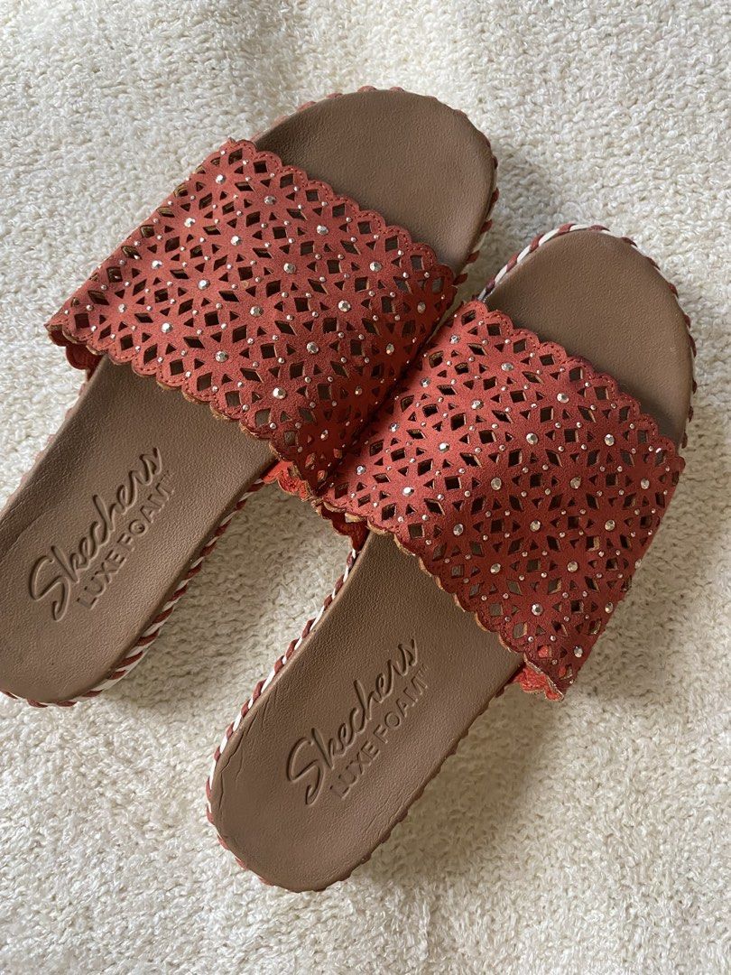 Skechers Luxe Foam (Category: Flats & Sandals) located in Trece Martires City. Submitted by reloveandrestyle (Listing ID 1468327638, Image 1). Description: -like new -worn once then stocked -size 8 .