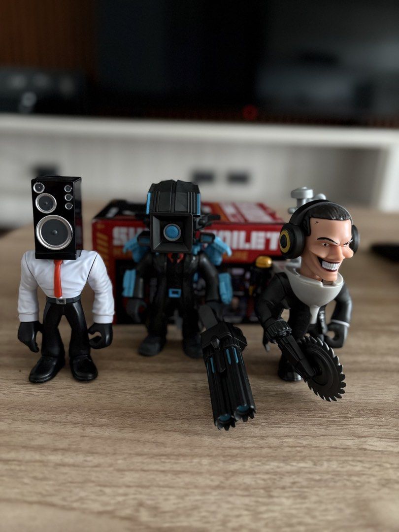 Skibidi Collector Figure (Category: Designer & Blind Box Toys) located in Las Pinas. Submitted by judith012523 (Listing ID 1468499010, Image 1). Description: Skibidi Mystery Collector Figure reason for selling nadoble na po mga nakuha namen.