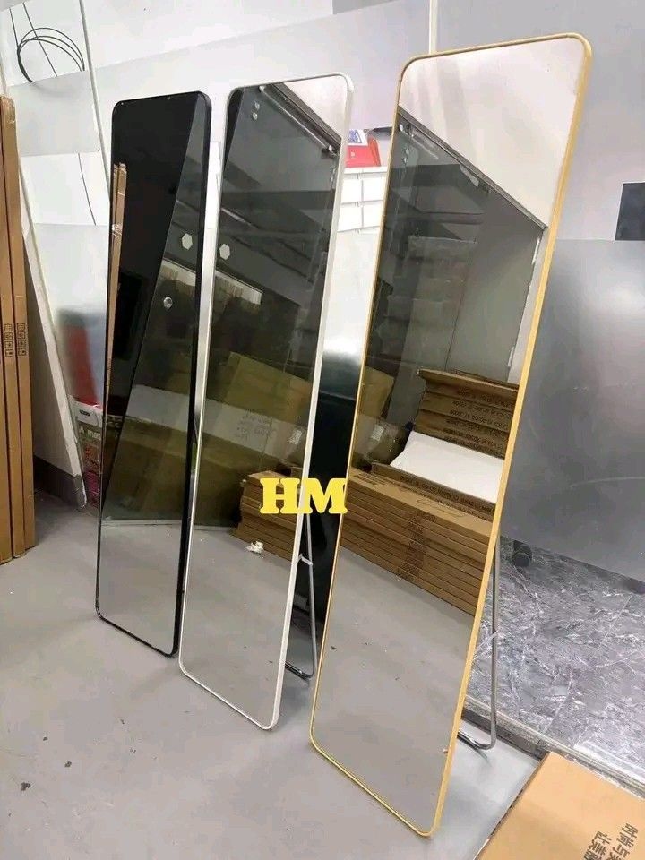 Slim Body Mirror (Category: Mirrors) located in Makati City. Submitted by oideme (Listing ID 1468342990, Image 2). Description: .