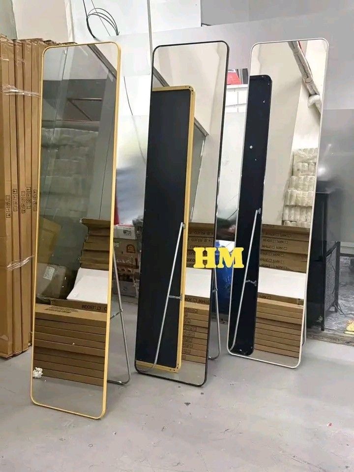 Slim Body Mirror (Category: Mirrors) located in Makati City. Submitted by oideme (Listing ID 1468342990, Image 3). Description: .