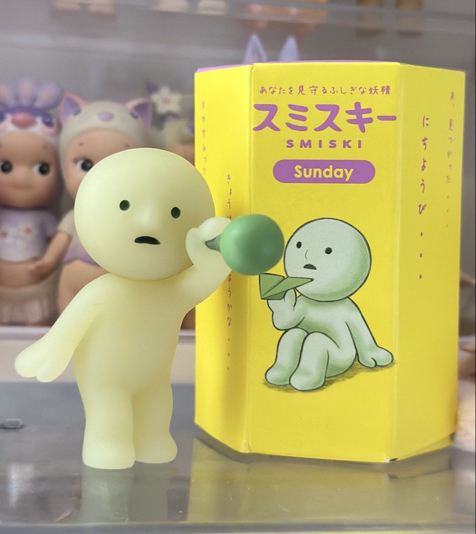 Smiski Sunday Series Blind Box Figure (Category: Designer & Blind Box Toys) located in Manila. Submitted by piasonny (Listing ID 1468397068, Image 1). Description: 🛒 ꒰ wts lfb smiski sunday bubbles ₱350 𐚱꒱・:*三 with ogbnf mint condition » mop: gcash » mod: jnt/sdd » loc. laguna » reply/dm to claim ☻.