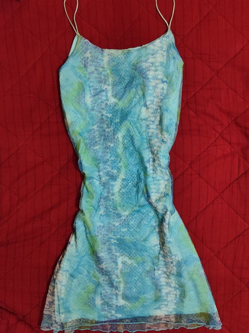 Snake-print mesh mini dress (Category: Dresses) located in Iloilo. Submitted by cynehllevie (Listing ID 1468430164, Image 1). Description: 🍥 Whimsical snake-print mesh mini dress 🍥drop your best offer 🍥size s-m.