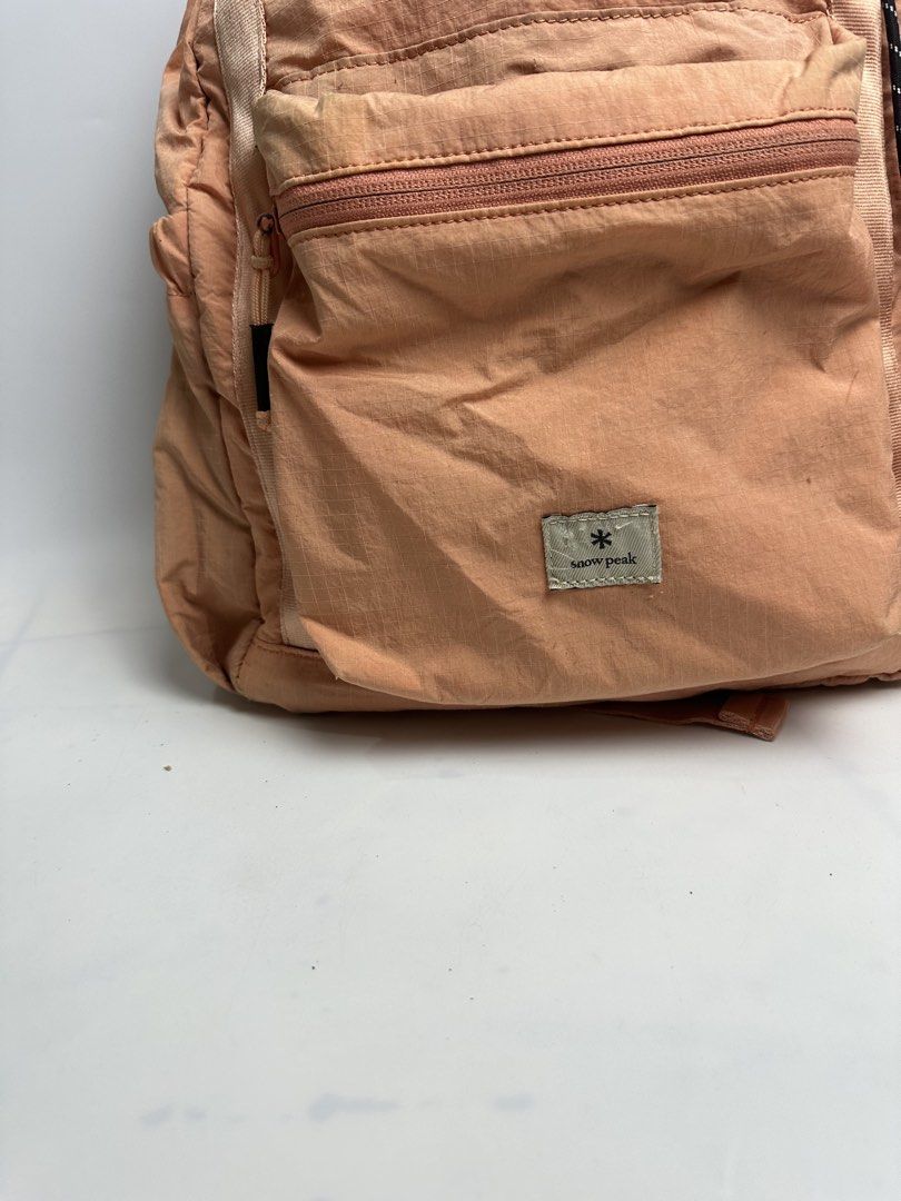 Snowpeak LightWeight Drawstring Backpack (Category: Backpacks) located in Bacolod City. Submitted by 2k.archives (Listing ID 1468392015, Image 2). Description: Authentic Flaw Rubs , Stain ( Need Wash ) Presentable.