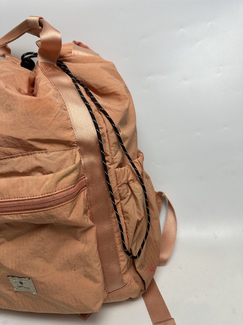 Snowpeak LightWeight Drawstring Backpack (Category: Backpacks) located in Bacolod City. Submitted by 2k.archives (Listing ID 1468392015, Image 3). Description: Authentic Flaw Rubs , Stain ( Need Wash ) Presentable.