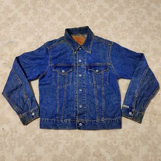 (Category: ) located in . Submitted by mollect_vtg (Listing ID 1468359799, Image 1). Description: .