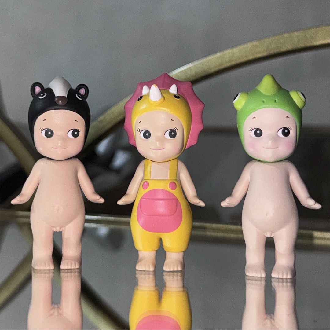 Sonny Angel Set (Category: Designer & Blind Box Toys) located in Pasig City. Submitted by bvnchbear (Listing ID 1468457086, Image 1). Description: selling as set only! dino - 700 regs - 500 good condi but x sensi.