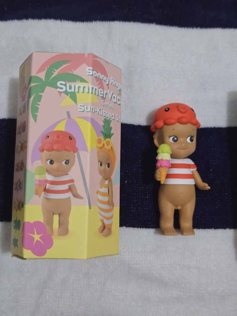 Sonny Angel Octopus 🐙 (Summer Vacation Series) (Category: Figurines & Statues) located in Urdaneta. Submitted by prelovedandfound (Listing ID 1468312690, Image 1). Description: Open for checking only No flaws Complete Location: Urdaneta Pangasinan.