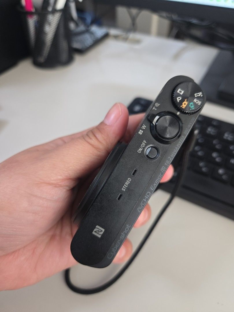 Sony Cyber-shot DSC-WX350 Digital Camera (Category: Cameras) located in Malvar. Submitted by jobellicious (Listing ID 1468326085, Image 3). Description: PASABUY FROM JAPAN. AVAILABLE DECEMBER 18- Makinis. W/Charger and Manual Model: Sony Cyber-shot DSC-WX350 (Black) - Resolution: 18.2 Megapixels - Zoom: 20x Optical Zoom Lens - Connectivity: Built-in Wi-Fi and NFC - Video: AVCHD video recording capability - Ports & Mount: Clean body, standard mult