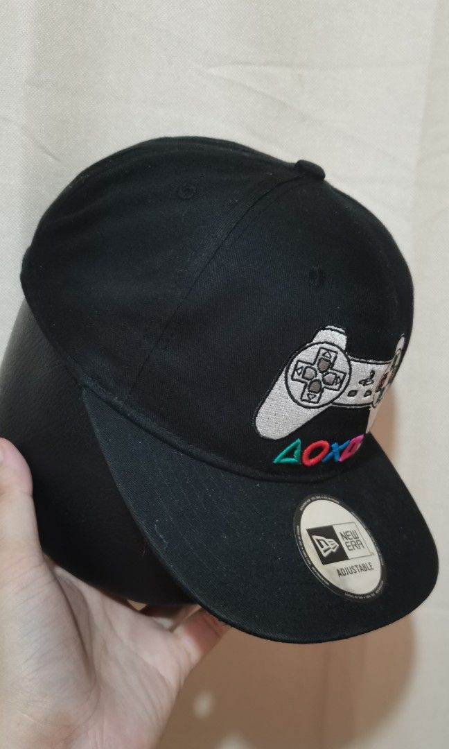 Sony Playstation Promotion Cap (Category: Caps & Hats) located in Indang. Submitted by capitenyo (Listing ID 1468290563, Image 2). Description: Sony Playstation Promotion Cap by New Era ✅ Structure Dome Snap back ✅ Dome Size - Medium to Large ✅ Black Color Dome and Visor ✅ Color rate - 9/10 ✅ Materials - 100% Cotton ✅ Made in Bangladesh ✅ Condition - Used, Good, Excellent ✅ Actual photos are posted ⭕ Gcash Mode of Payment / No COD LBC BRANCH COP 