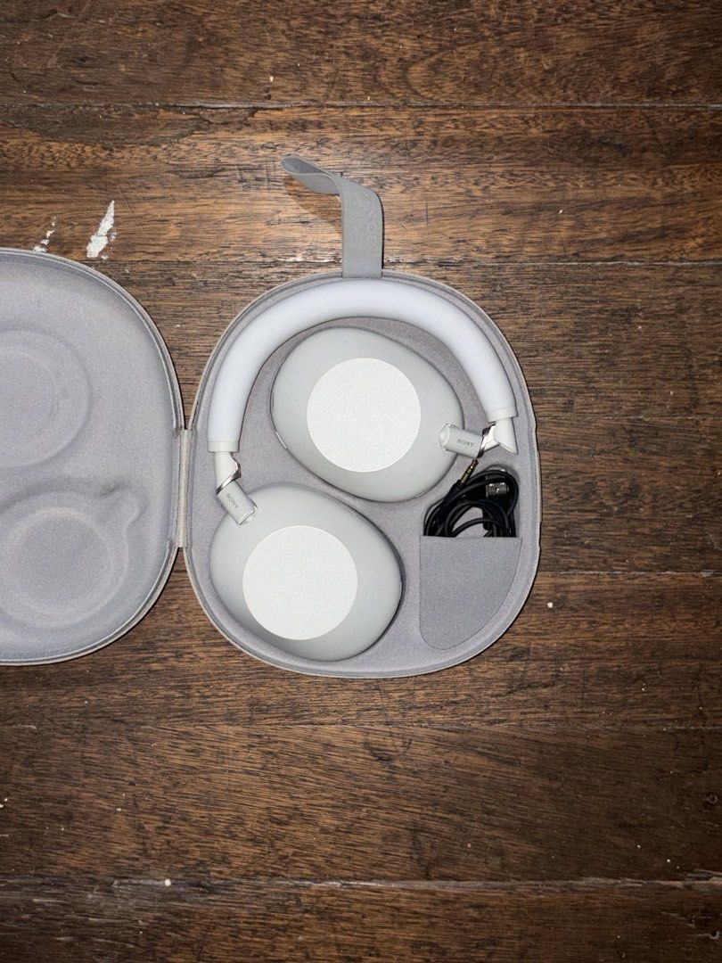 SONY XM6 (Category: Headphones & Headsets) located in Caloocan City. Submitted by kanesaudio (Listing ID 1468466859, Image 1). Description: For Sale Sony XM6 (silver) - good condition with signs of use - complete with wires, case, box, and receipt - free 2 pairs of extra earcups 15k only loc: monumento, caloocan can do meetups at sm north, trinoma, and sm grand.