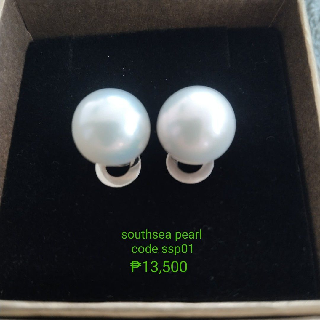Southsea Pearl Earrings (micron setting) (Category: Earrings) located in Butuan. Submitted by riammadelo (Listing ID 1468396264, Image 1). Description: - Item: authentic Southsea Pearl Earrings approx 13mm micron setting - Luster: Bright white - Shape: classic round - Note: Message us for inquiries.