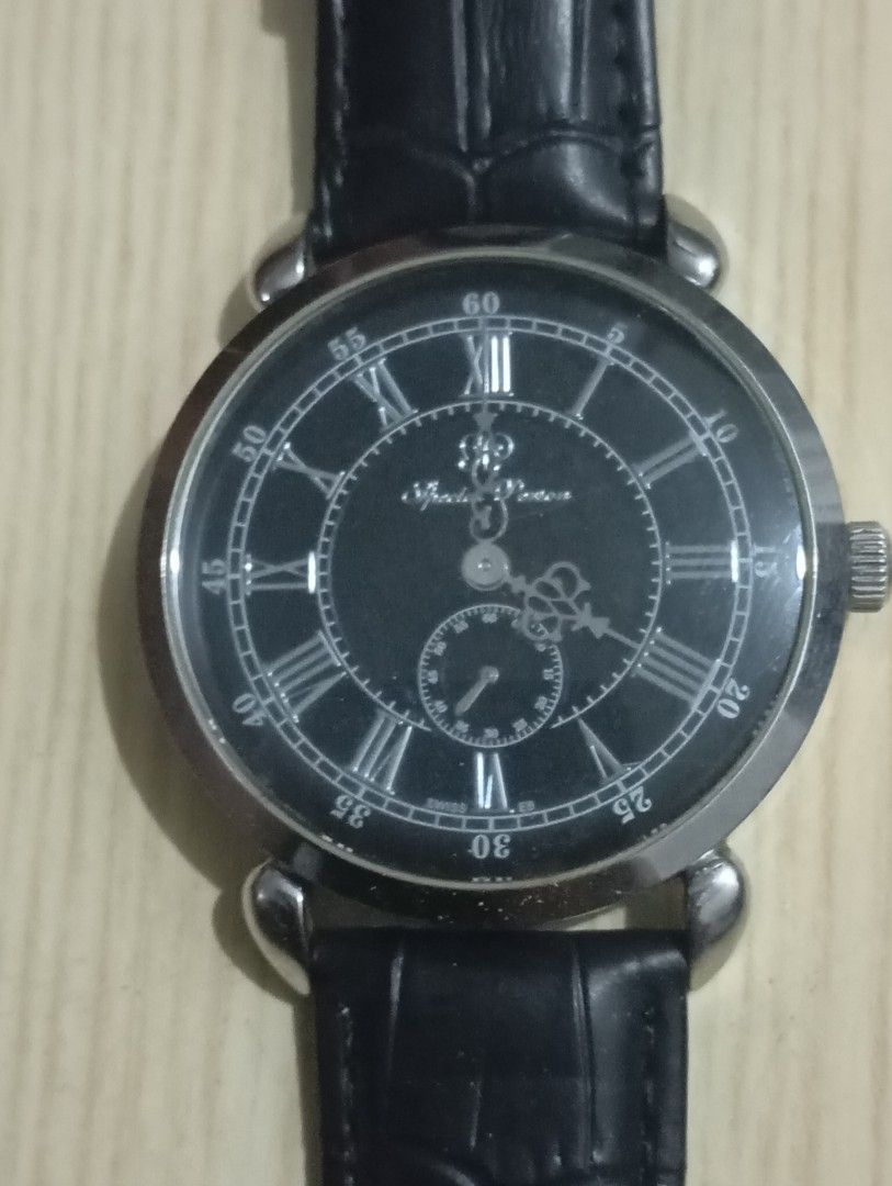 Sp Swiss quartz (Category: Men's Watches) located in Las Pinas. Submitted by quick_deals_great_finds2 (Listing ID 1468446120, Image 2). Description: Original good working condition Quartz with battery 42mm large.
