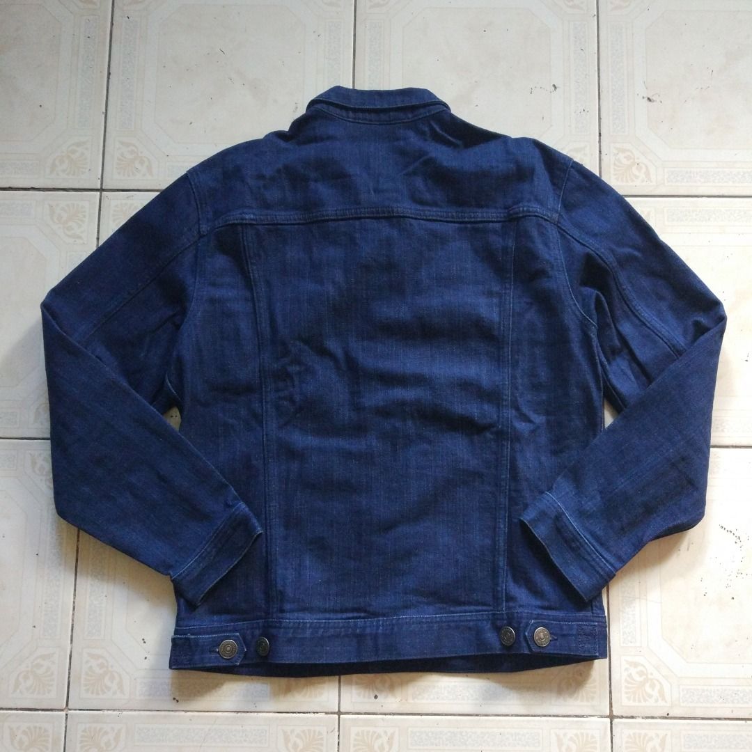 SPAO Type 2 Denim Jacket L (Category: Coats, Jackets and Outerwear) located in Pasay City. Submitted by denimdude.ph (Listing ID 1468353044, Image 2). Description: .