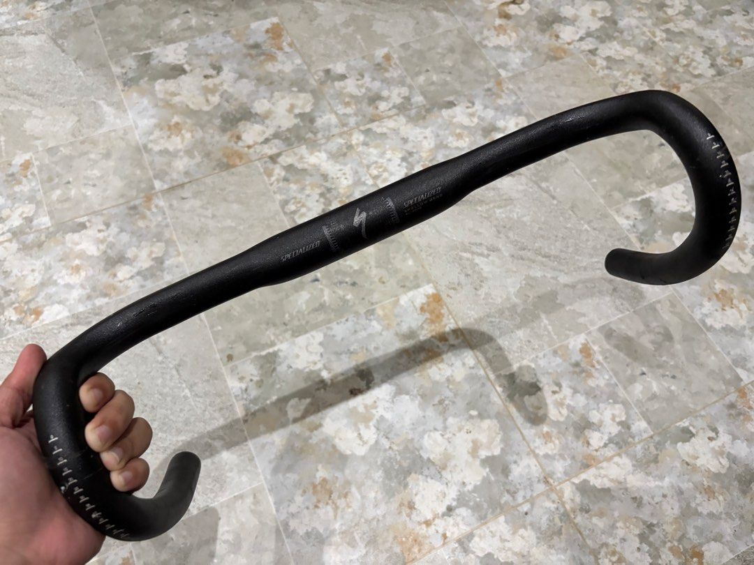 SPECIALIZED dropbar (Category: Bicycles) located in Muntinlupa City. Submitted by pinkmoscat.o (Listing ID 1468439590, Image 2). Description: Selling Specialized drop bar 38cm, aluminum RFS: upgrade Shipping via lalamove shouldered by buyer Location: Muntinlupa Payment via Gcash, BPI, or RCBC only.